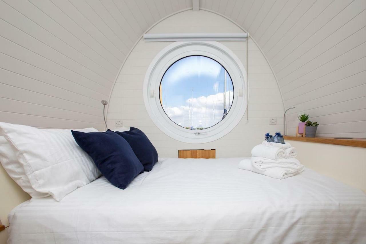 Sea Breeze Ark 900 Hotel Емсуърт Екстериор снимка
