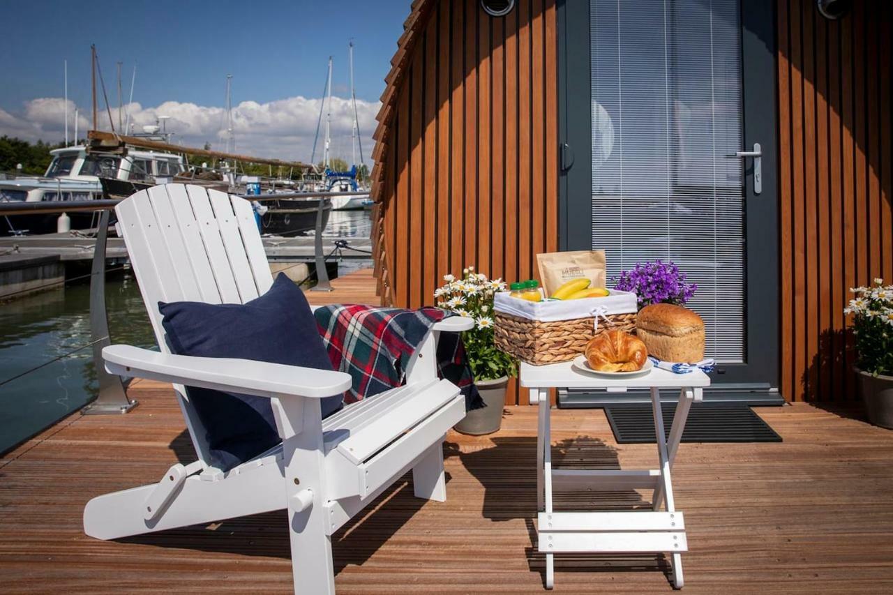 Sea Breeze Ark 900 Hotel Емсуърт Екстериор снимка